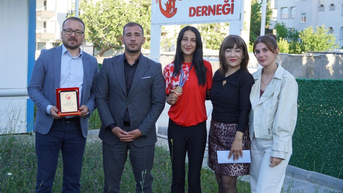Dünya ikincisi Adıyamanlı milli atlet Kader Güvenç’e destek çağrısı - Videolu Haber